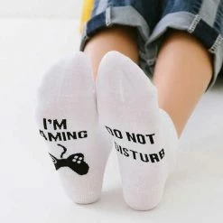 Merkloos Game Sokken - Wit Met Tekst: Do Not Disturb, I'm Gaming - Maat 37-41