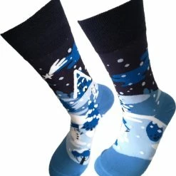 Merkloos Verjaardag Cadeautje Voor Hem En Haar - Sneeuwpop Winter Sokken - Winterhuis Sokken - Leuke Sokken - Vrolijke Sokken - Luckyday Socks - Sokken Met Tekst - Aparte Sokken - Socks Waar Je Happy Van Wordt - Maat 40-45