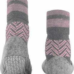 FALKE Cosyshoe Herringbone Slofsok Lang Met Patroon Met Anti-slip Noppen Gestreept Maagdelijke Wol Grijs Dames Sokken - Maat 41-42 -Beenmode Winkel 550x621