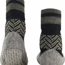 FALKE Cosyshoe Herringbone Slofsok Lang Met Patroon Met Anti-slip Noppen Gestreept Maagdelijke Wol Zwart Dames Sokken - Maat 37-38 10 FALKE Cosyshoe Herringbone Slofsok Lang Met Patroon Met Anti-slip Noppen Gestreept Maagdelijke Wol Zwart Dames Sokken - Maat 37-38 -Beenmode Winkel 550x621 3