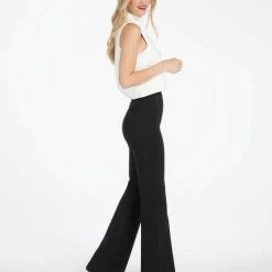 Spanx The Perfect Black Pant - Hi-Rise Flare - Maat S - Zwart -Beenmode Winkel 550x663 2