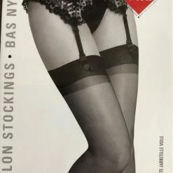 Clio 15 Denier Kousen Voor Jarretels 100% Nylon Kleur Zwart - T5 -Beenmode Winkel 550x694 2