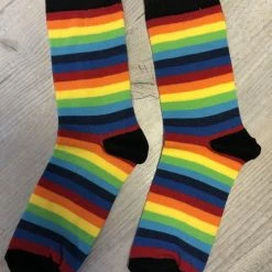 Merkloos Regenboog Sokken-SOKn. Trendy Sokken "Regenboog" (zwart)maat 35-41 (Ook Leuk Om Kado Te Geven !) -Beenmode Winkel 550x733 31