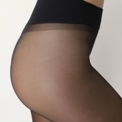 Oroblu Different 20 Panty - Kleur Zwart - Maat M -Beenmode Winkel 550x793 3